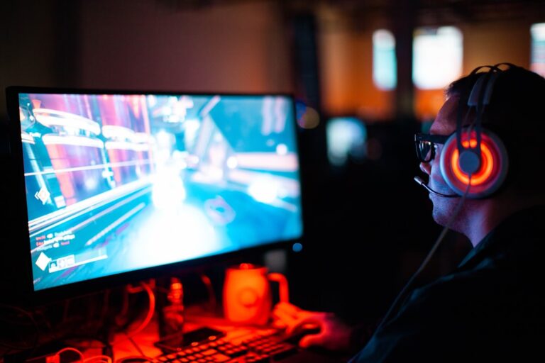 League of Legends MMO: Exploring the Virtual Battlefields